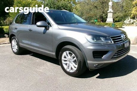 Grey 2017 Volkswagen Touareg Wagon V6 TDI