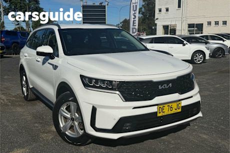 White 2022 Kia Sorento Wagon S 7 Seat