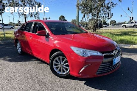 Red 2016 Toyota Camry Sedan Altise