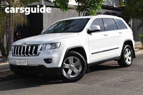 White 2013 Jeep Grand Cherokee Wagon Laredo (4X4)