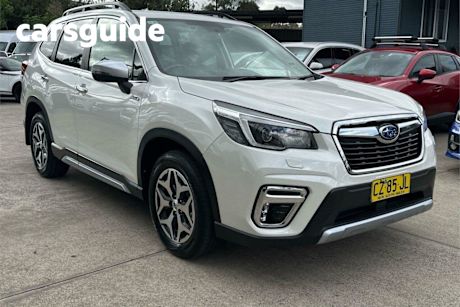 White 2021 Subaru Forester Wagon Hybrid L (awd)
