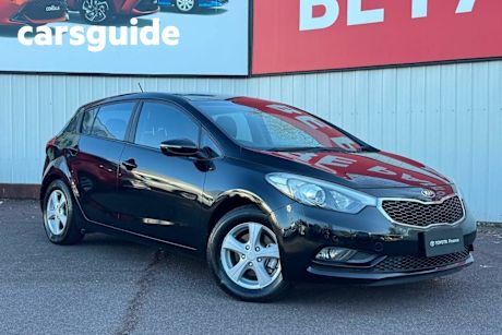 Black 2015 Kia Cerato Hatchback S