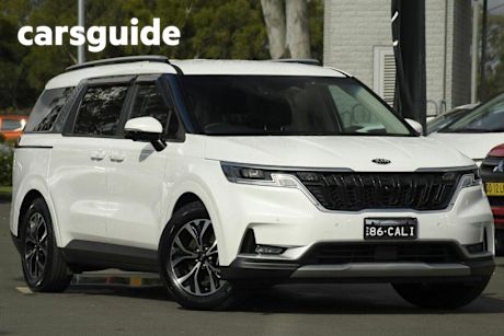 White 2020 Kia Carnival Wagon SLI