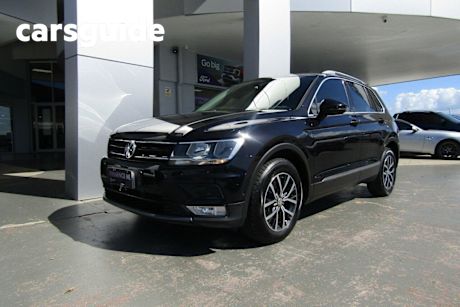 Black 2016 Volkswagen Tiguan Wagon 132 TSI Comfortline
