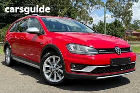 Red 2016 Volkswagen Golf Wagon Alltrack 132 TSI