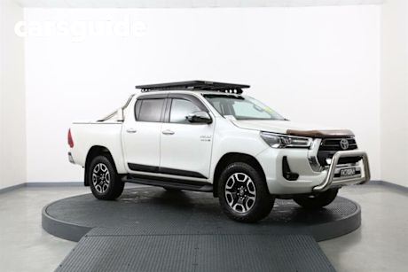 White 2021 Toyota Hilux Double Cab Pick Up SR5 + Premium Interior (4X4)