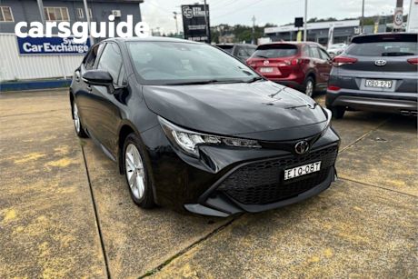 Black 2020 Toyota Corolla Hatchback Ascent Sport + TR KIT