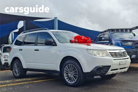 White 2009 Subaru Forester Wagon X