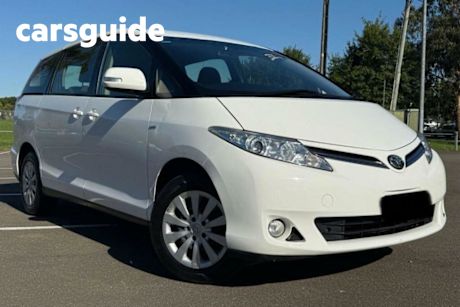 White 2015 Toyota Tarago Wagon GLI