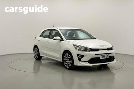 2022 Kia RIO Hatchback Sport