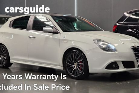 Black 2011 Alfa Romeo Giulietta Hatchback QV 1750 TBI