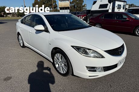 White 2009 Mazda 6 Hatchback Classic