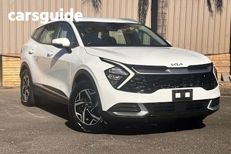 White 2023 Kia Sportage Wagon S (fwd)