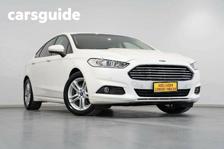 White 2017 Ford Mondeo Hatchback Ambiente Tdci