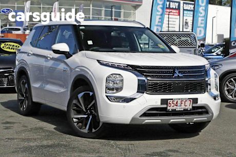 White 2022 Mitsubishi Outlander Wagon Phev Exceed 5+2 Seat (awd)