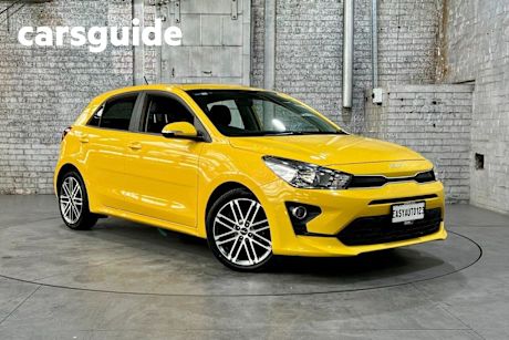 Yellow 2021 Kia RIO Hatchback SX