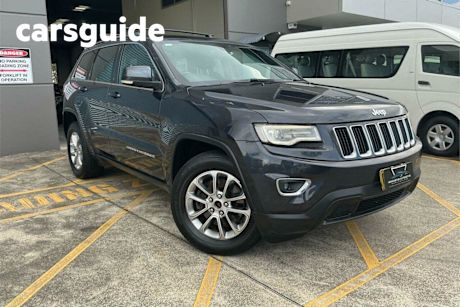 Grey 2013 Jeep Grand Cherokee Wagon Laredo (4X4)