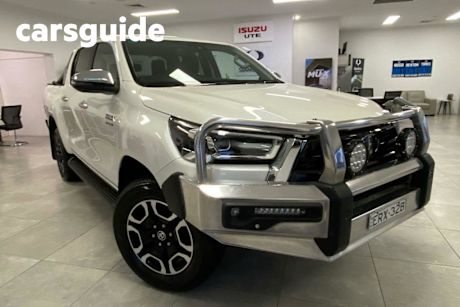 White 2021 Toyota Hilux Double Cab Pick Up SR5 + Premium Interior (4X4)