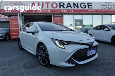 White 2019 Toyota Corolla Hatch