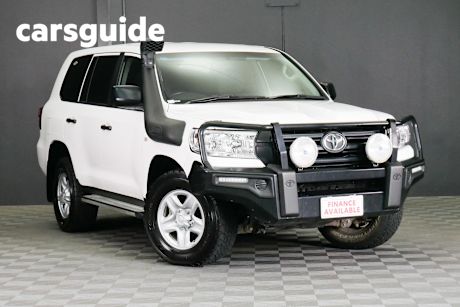 White 2019 Toyota Landcruiser Wagon LC200 GX (4X4)