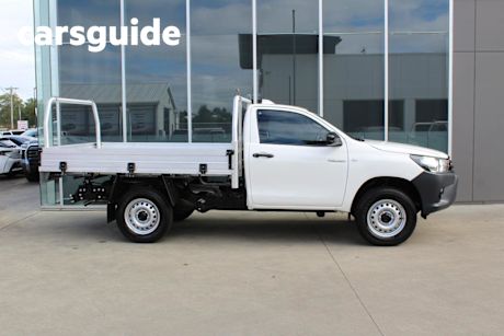 White 2023 Toyota Hilux Ute Tray