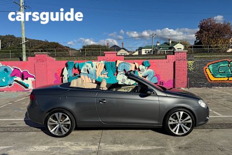 Grey 2010 Volkswagen EOS Convertible 155 TSI