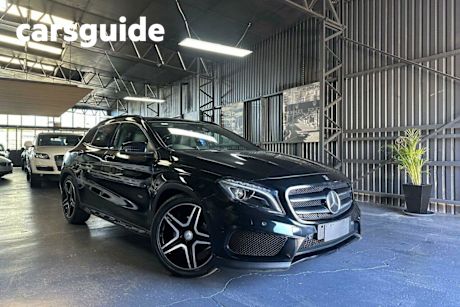 Black 2016 Mercedes-Benz GLA200 Wagon D