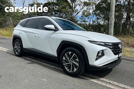 White 2022 Hyundai Tucson Wagon Elite (fwd)