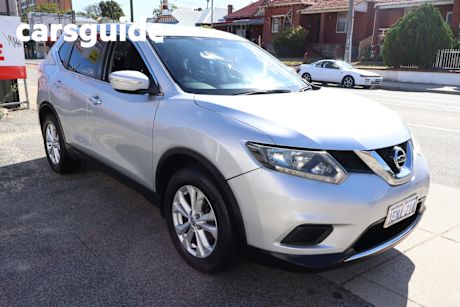 Silver 2014 Nissan X-Trail Wagon ST (fwd)