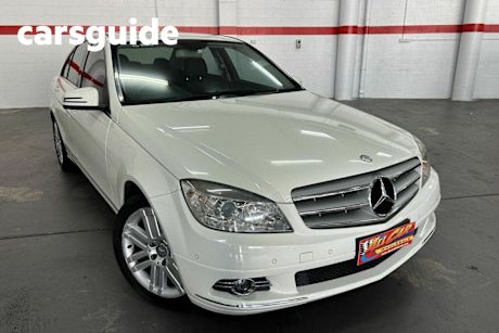 White 2009 Mercedes-Benz C200 Sedan Kompressor Classic
