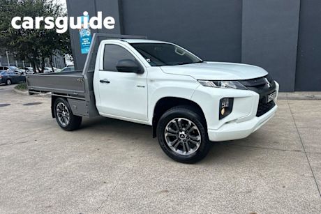 White 2018 Mitsubishi Triton Cab Chassis GLX