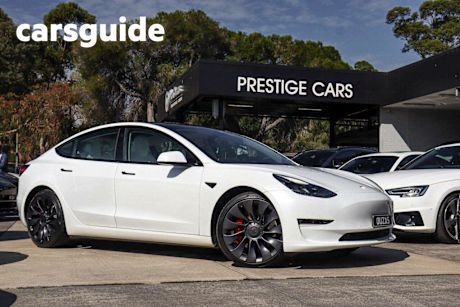 White 2021 Tesla Model 3 Sedan Performance