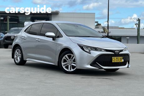 Silver 2019 Toyota Corolla Hatchback Ascent Sport