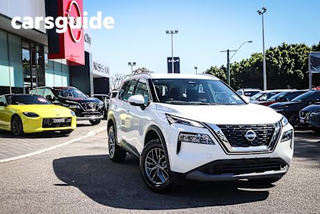 White 2025 Nissan X-Trail Wagon ST (4WD)