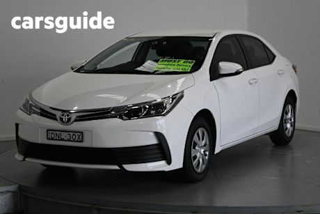 White 2017 Toyota Corolla Sedan Ascent