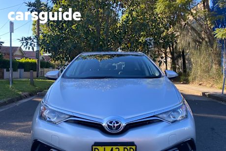 Silver 2018 Toyota Corolla Hatchback Ascent