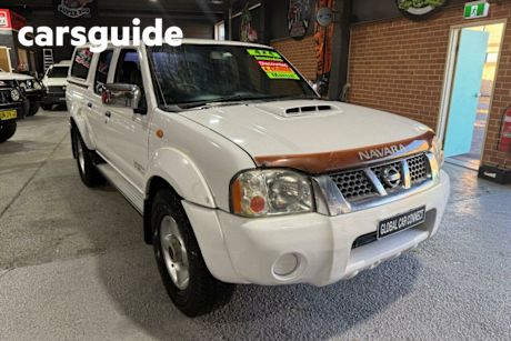 White 2008 Nissan Navara Ute Tray