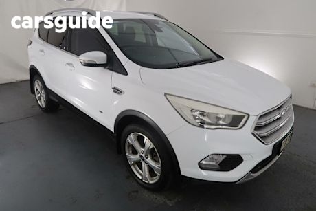 White 2018 Ford Escape Wagon Trend (awd)