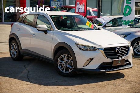 White 2017 Mazda CX-3 Wagon Maxx (awd)