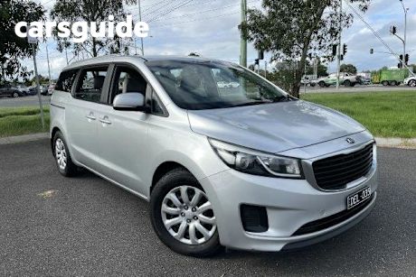 Silver 2015 Kia Carnival Wagon S