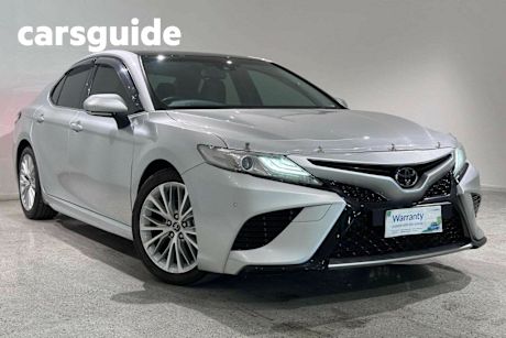 Silver 2018 Toyota Camry Sedan SL