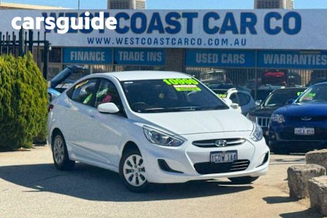 White 2017 Hyundai Accent Sedan Active