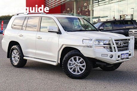 White 2020 Toyota Landcruiser Wagon LC200 VX (4X4)