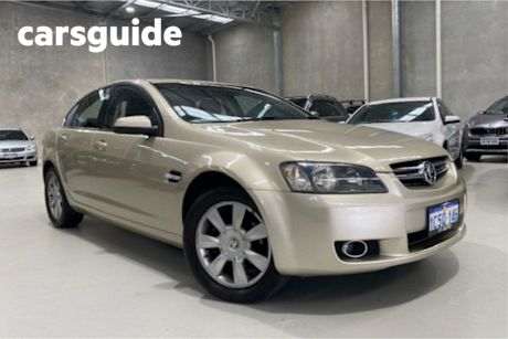 Gold 2007 Holden Commodore Sedan Berlina