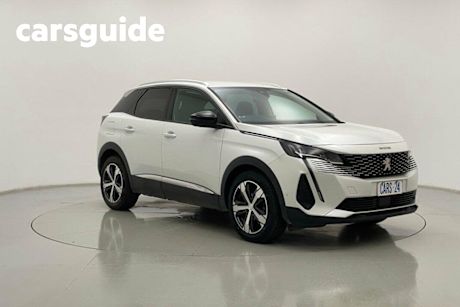 White 2022 Peugeot 3008 Wagon Allure 1.6 THP