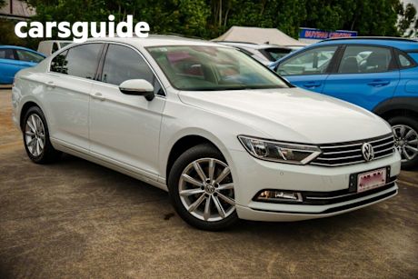 White 2017 Volkswagen Passat Sedan 132 TSI Comfortline