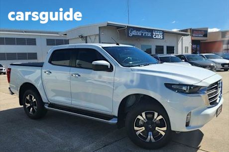 White 2024 Mazda BT-50 Dual Cab Pick-up XTR (4X4)