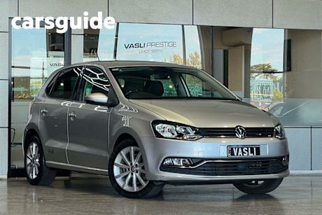 Silver 2017 Volkswagen Polo Hatchback Urban + (81Tsi)