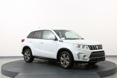 White 2022 Suzuki Vitara Wagon 1.6L