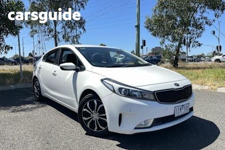 White 2016 Kia Cerato Sedan S